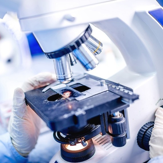 Aidons les équipes du Centre Léon Bérard sur le cancer.